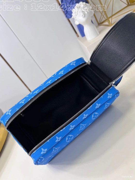 -28*15*16.5CM DOPP LOUIS KIT VUITTON 0824